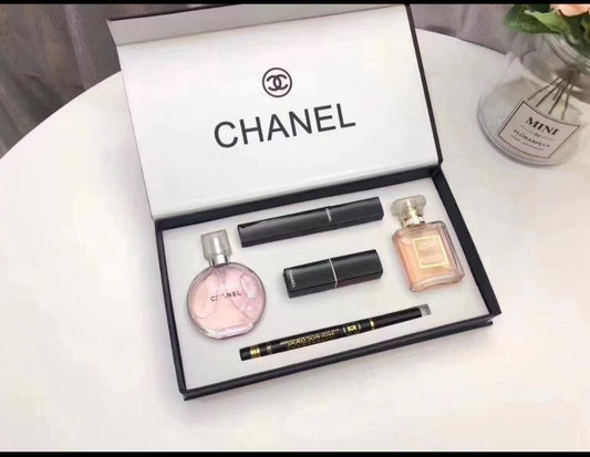 Coco Chanel Miniature Set